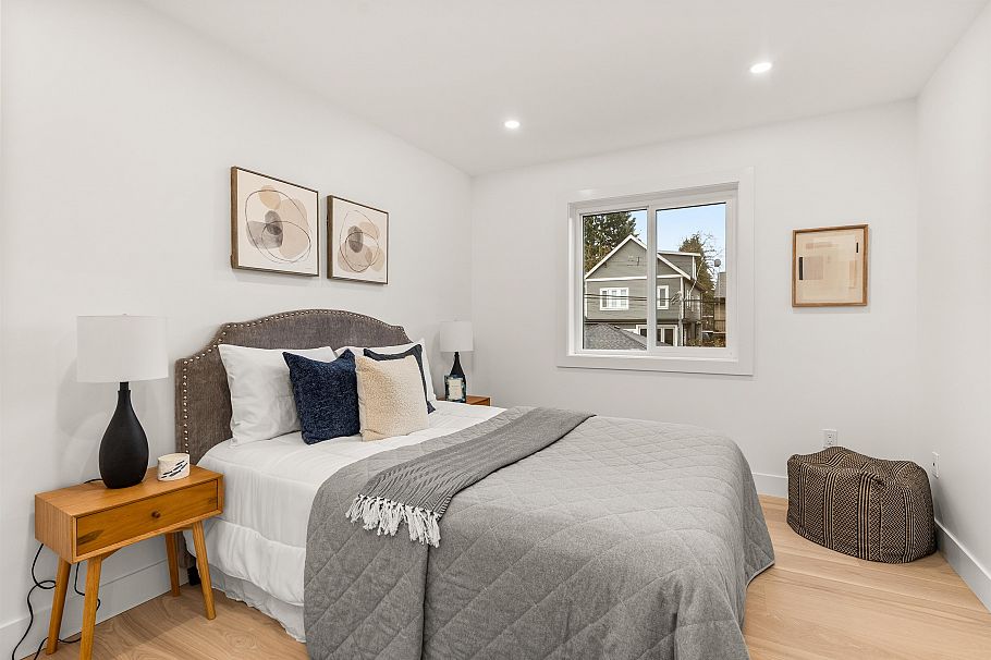 2 1822 E 14th Avenue Vancouver, BC - 8