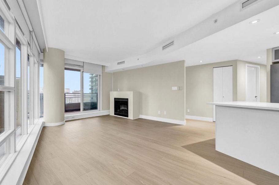 2305 1205 W Hastings Street Vancouver, BC - 13