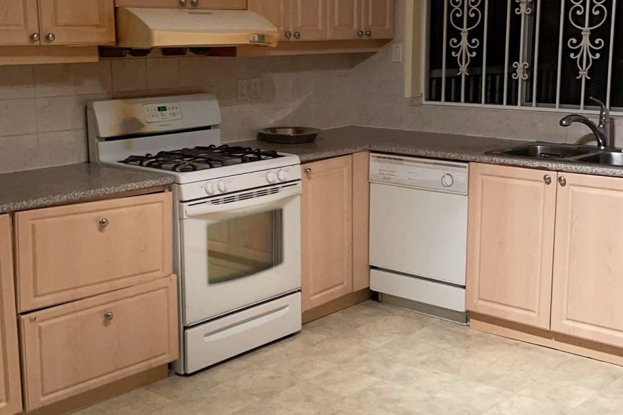 4904 Rupert Street Vancouver, BC - 3