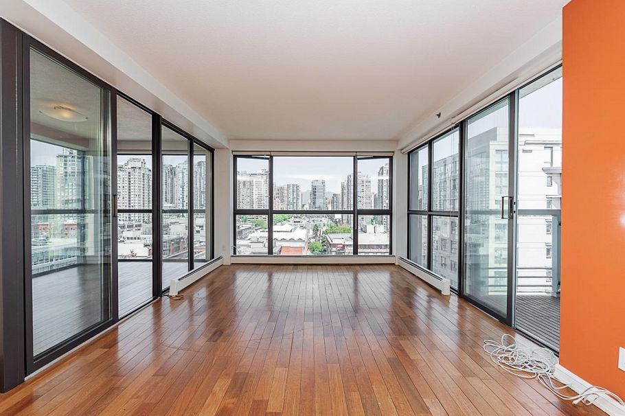 1304 283 Davie Street Vancouver, BC - 10