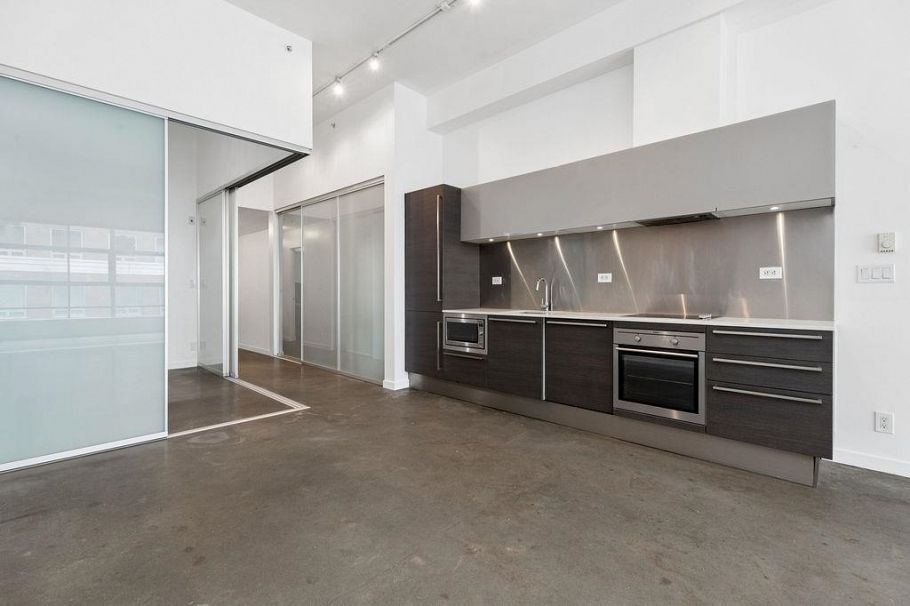 310 53 W Hastings Street Vancouver, BC - 18