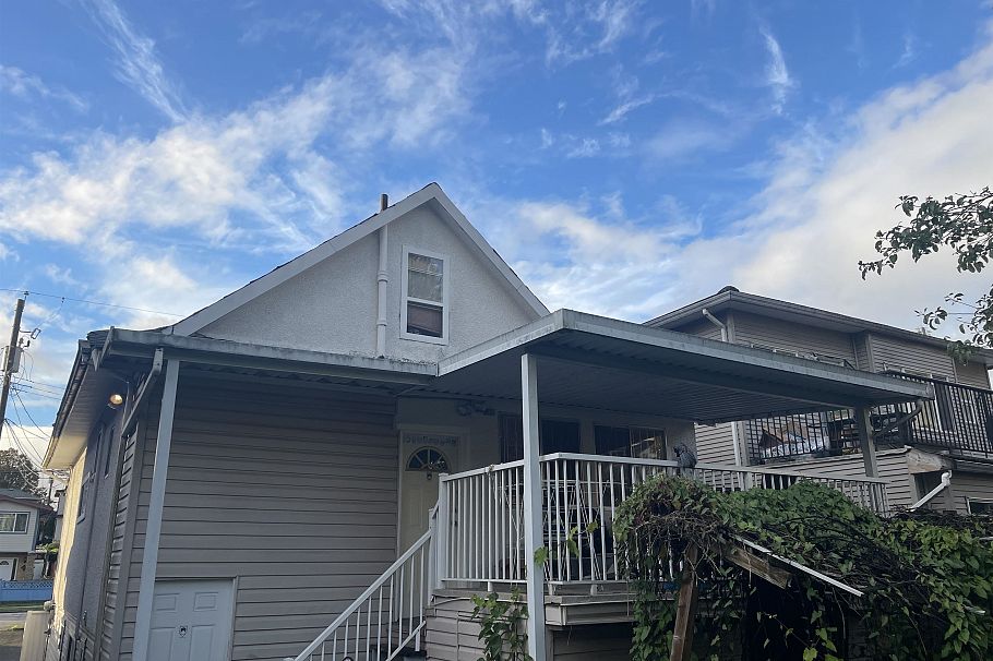 4904 Rupert Street Vancouver, BC - 2