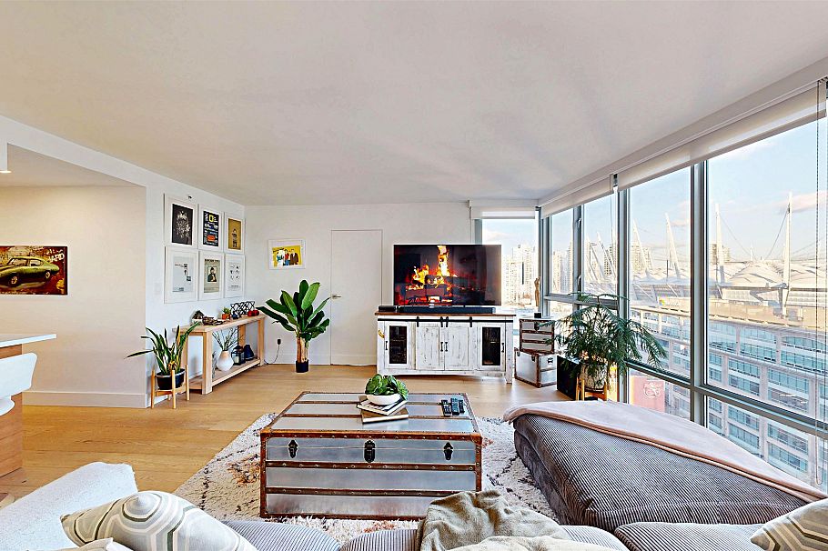 1901 930 Cambie Street Vancouver, BC - 3