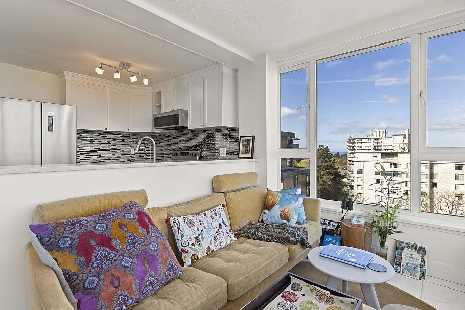 1102 5425 Yew Street Vancouver, BC - 8