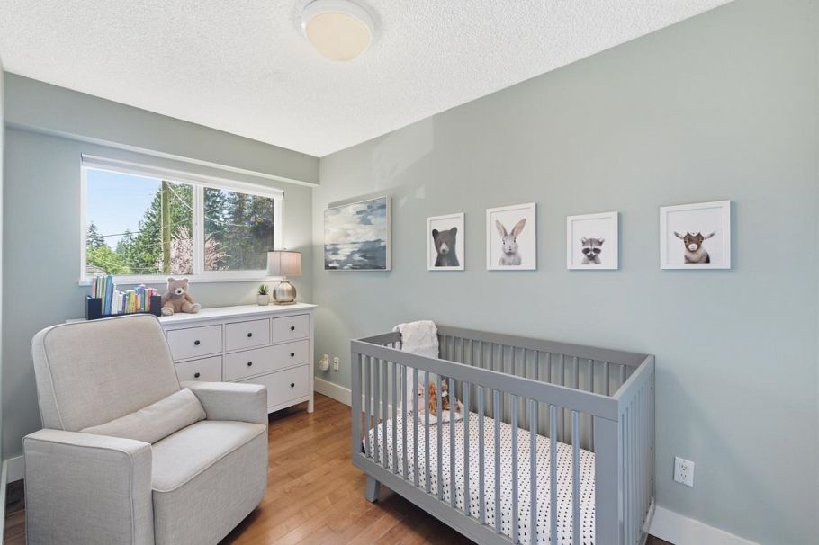 1762 Evelyn Street North Vancouver, BC - 21