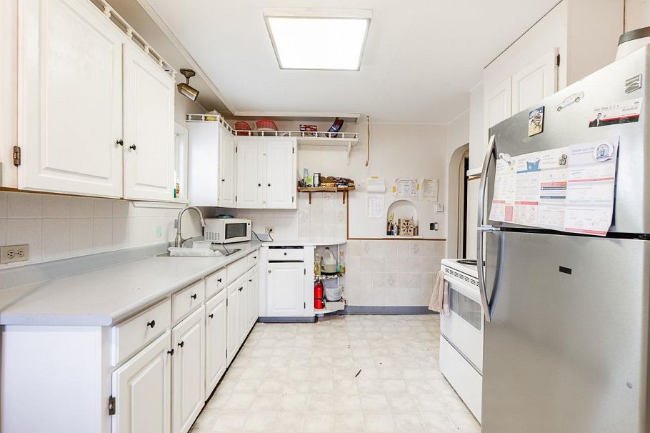 3163 Rupert Street Vancouver, BC - 4