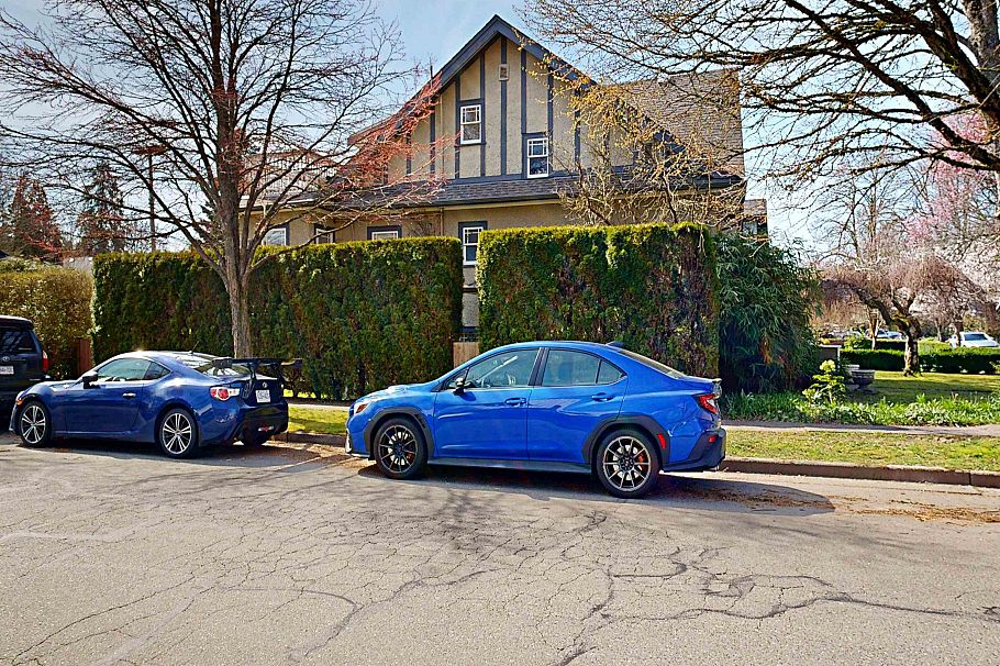 4402 W 12th Avenue Vancouver, BC - 23