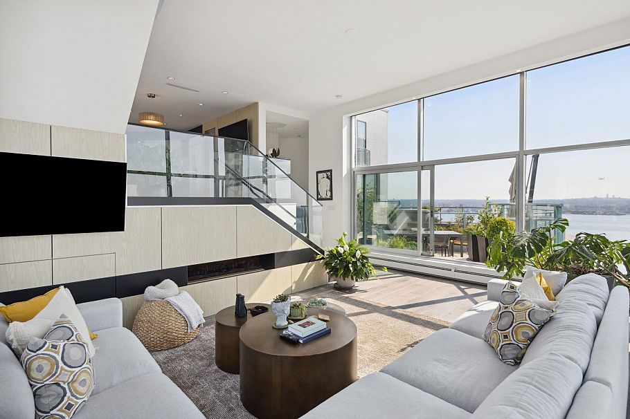 2901 120 W 2nd Street North Vancouver, BC - 10