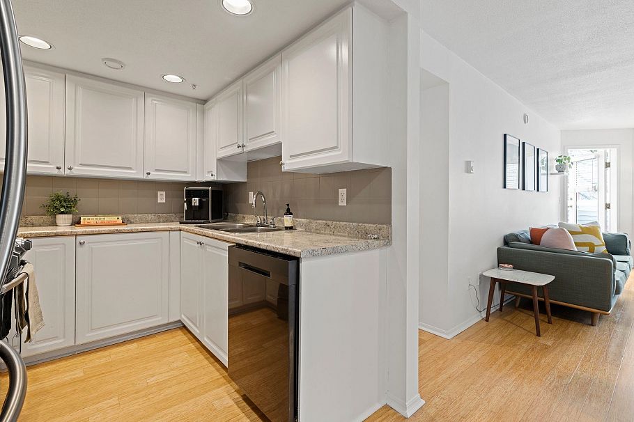 306 1723 Frances Street Vancouver, BC - 19