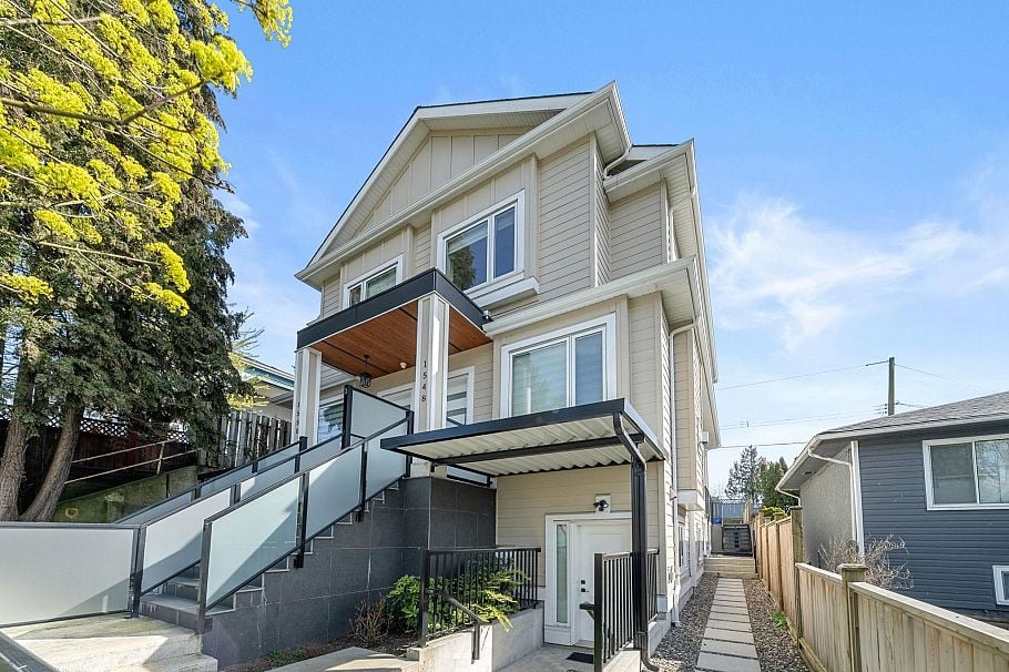 1548 E 41st Avenue Vancouver, BC - 1