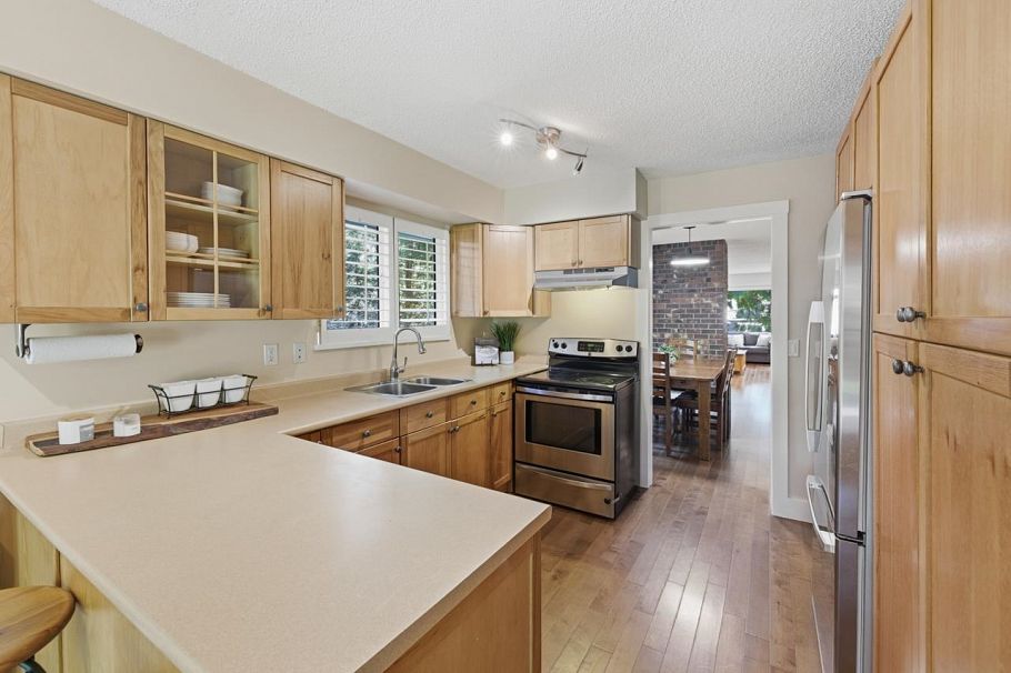 1762 Evelyn Street North Vancouver, BC - 11