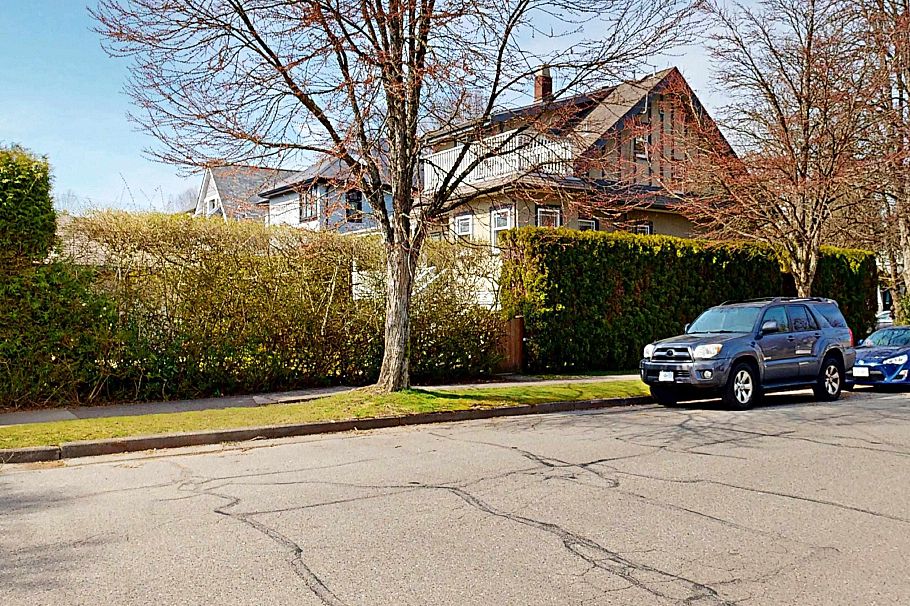 4402 W 12th Avenue Vancouver, BC - 27