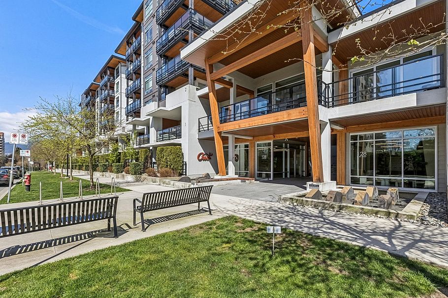 511 108 E 8th Street North Vancouver, BC - 33