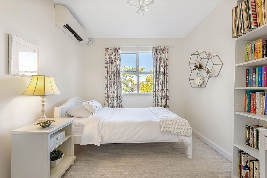 796 W 15th Avenue Vancouver, BC - 25