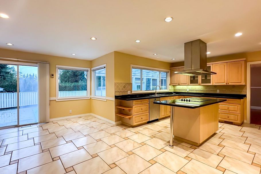 3522 SW Marine Drive Vancouver, BC - 12