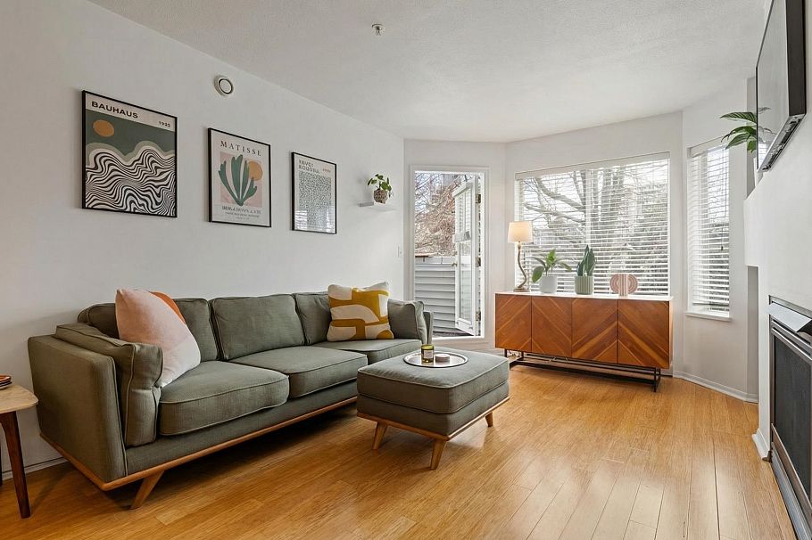 306 1723 Frances Street Vancouver, BC - 2