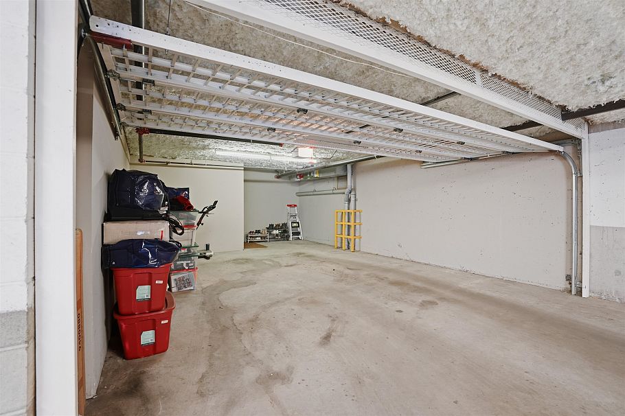 2039 W 33rd Avenue Vancouver, BC - 32