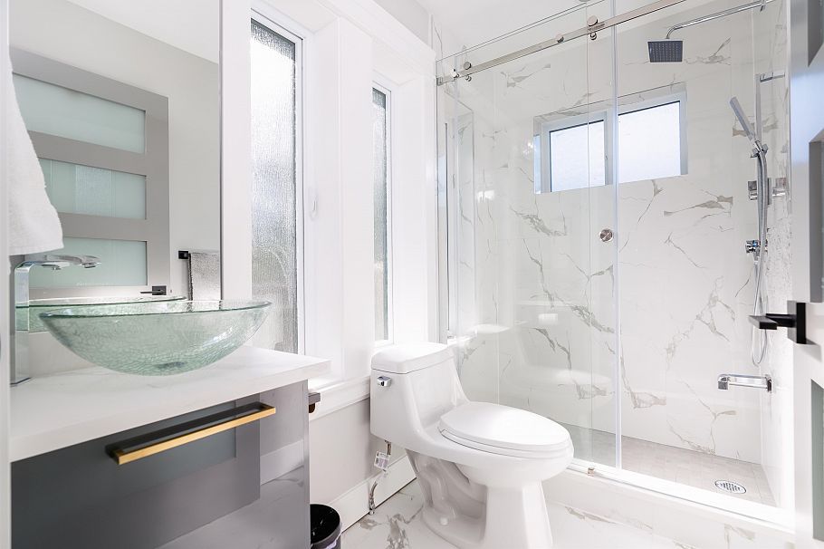 2783 E 27th Avenue Vancouver, BC - 25