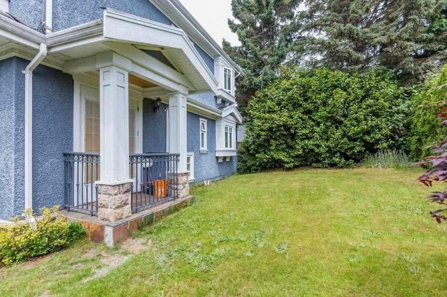 1505 W 62nd Avenue Vancouver, BC - 12