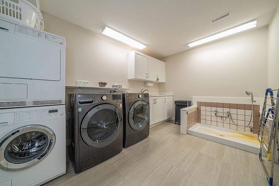 4049 W 27th Avenue Vancouver, BC - 31