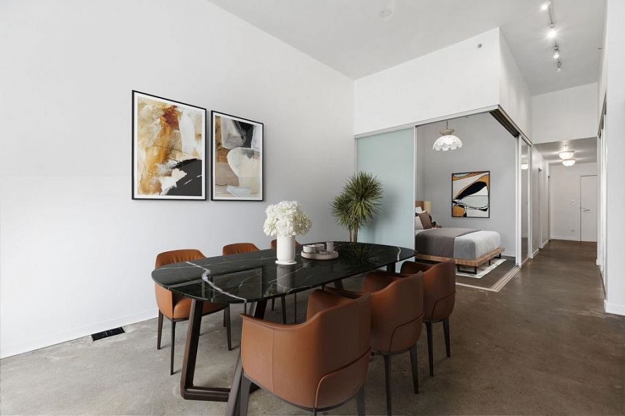 310 53 W Hastings Street Vancouver, BC - 3