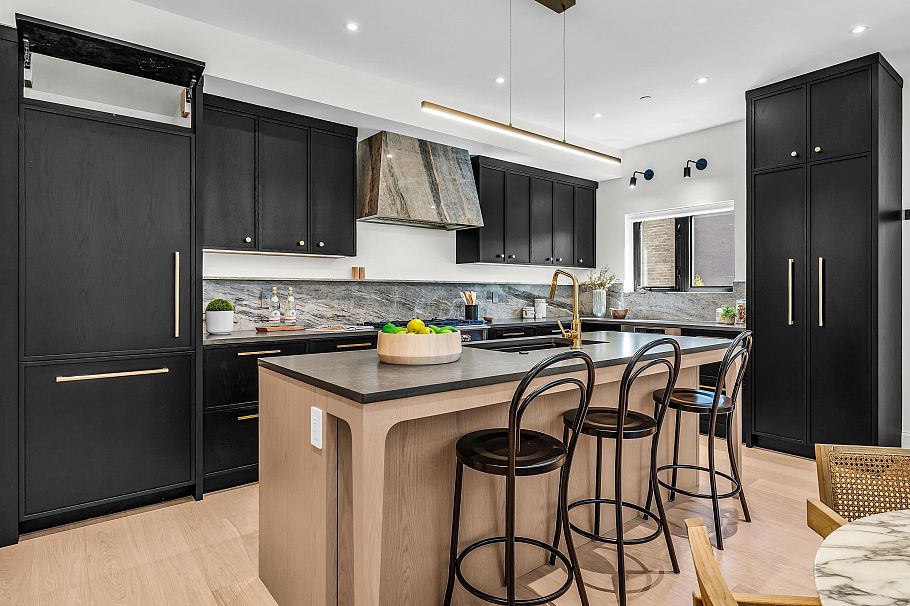 3 4088 Maple Crescent Vancouver, BC - 12