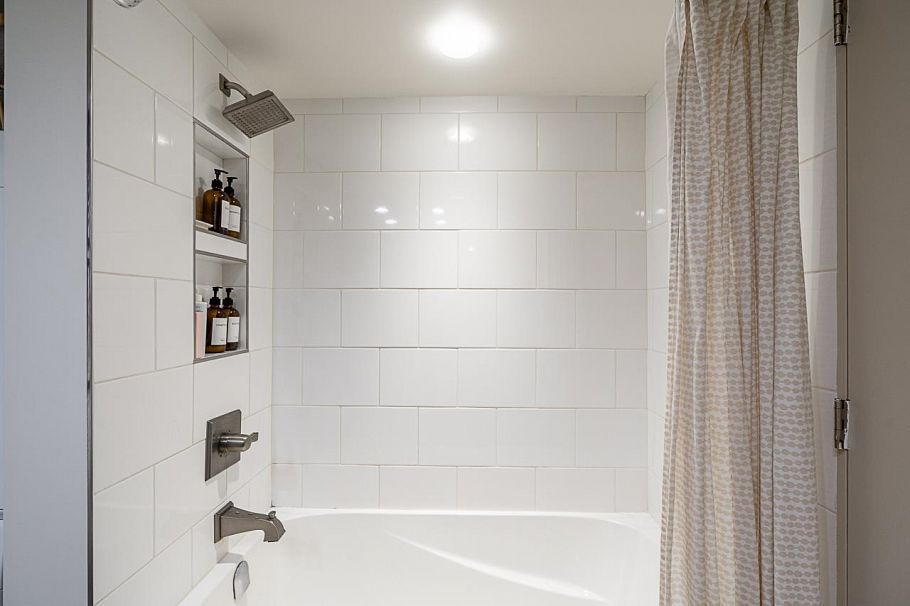 406 1072 Hamilton Street Vancouver, BC - 15