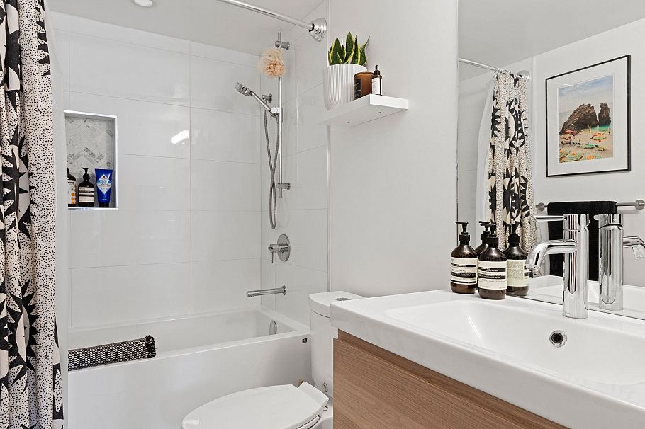 306 1723 Frances Street Vancouver, BC - 31