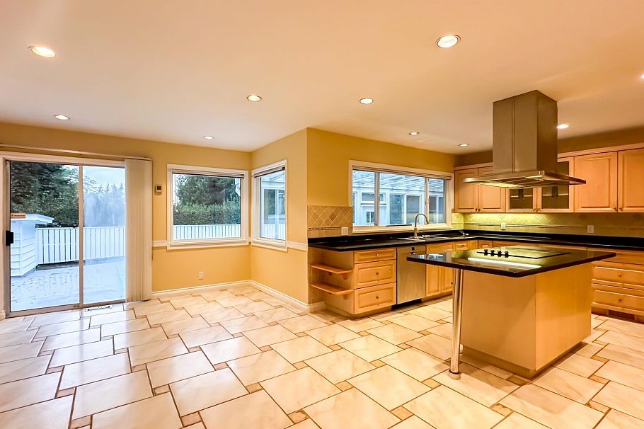 3522 SW Marine Drive Vancouver, BC - 10