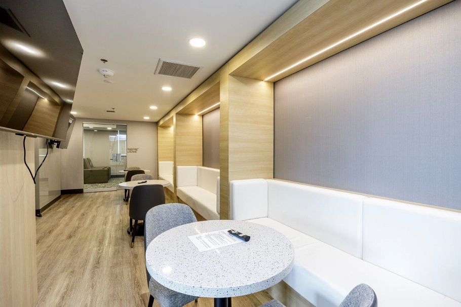 1008 1632 Lions Gate Lane North Vancouver, BC - 21