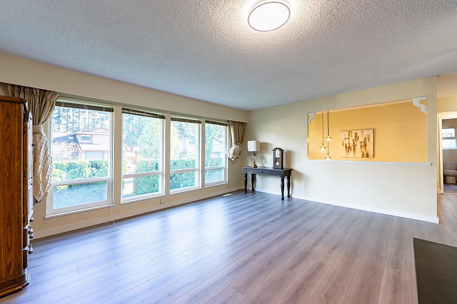 2075 Rufus Drive North Vancouver, BC - 7