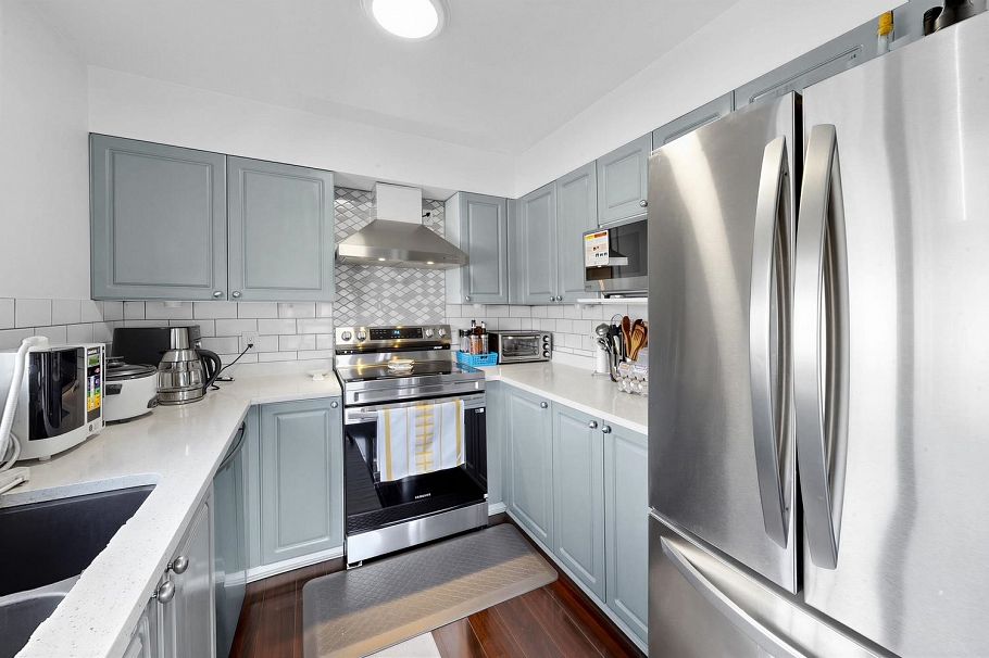 PH05 223 Mountain Highway North Vancouver, BC - 27