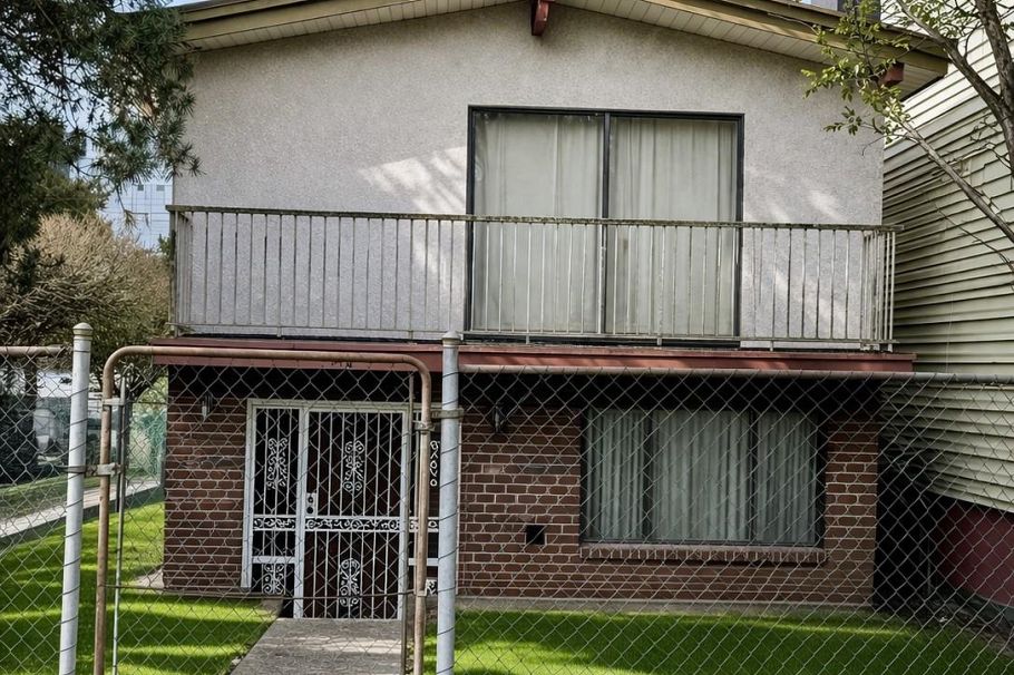 356 Union Street Vancouver, BC - 1