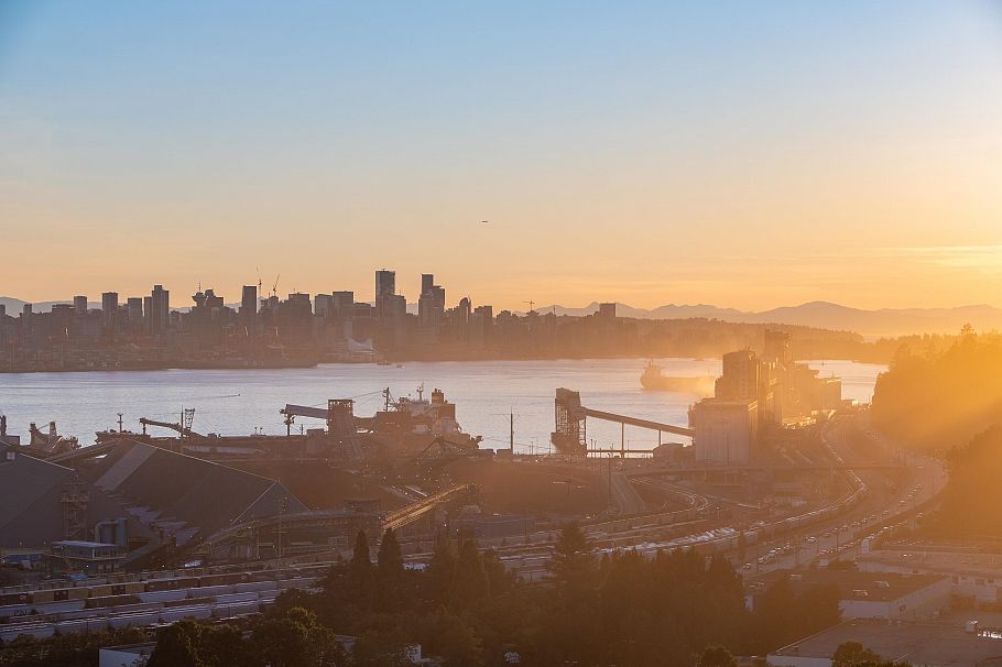 2602 1401 Hunter Street North Vancouver, BC - 30