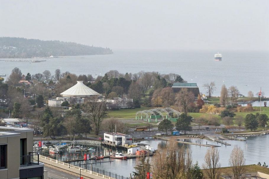 PH 3-4 1383 Howe Street Vancouver, BC - 30