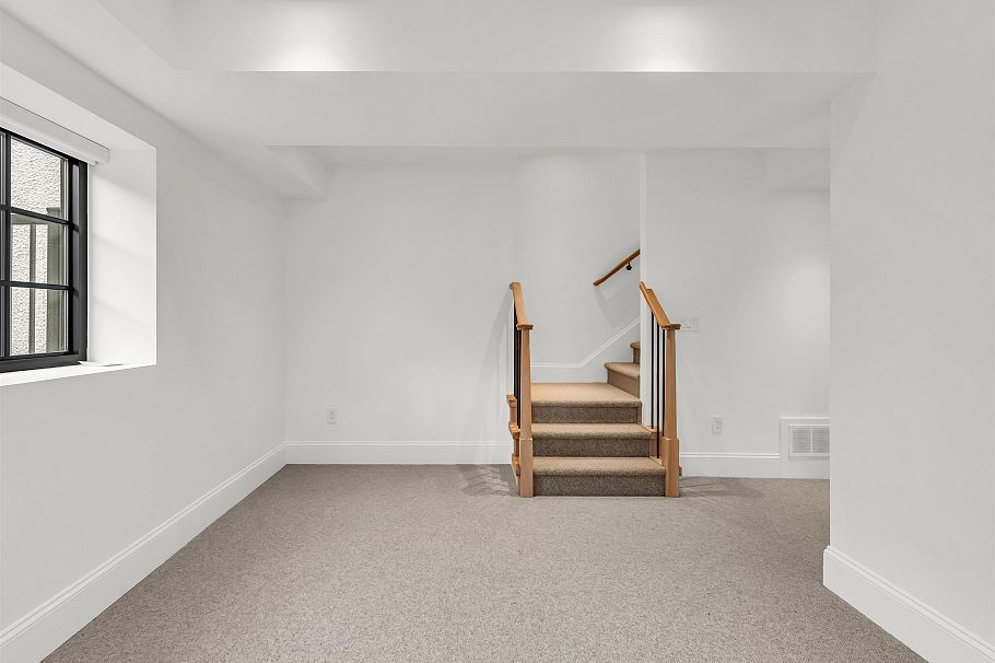 3 4088 Maple Crescent Vancouver, BC - 30