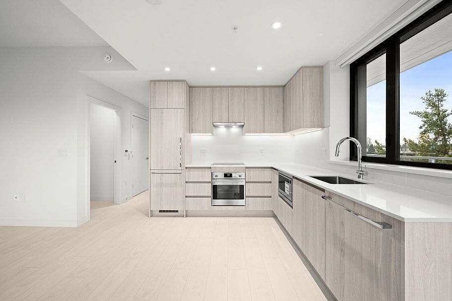 603 4928 Quebec Street Vancouver, BC - 2