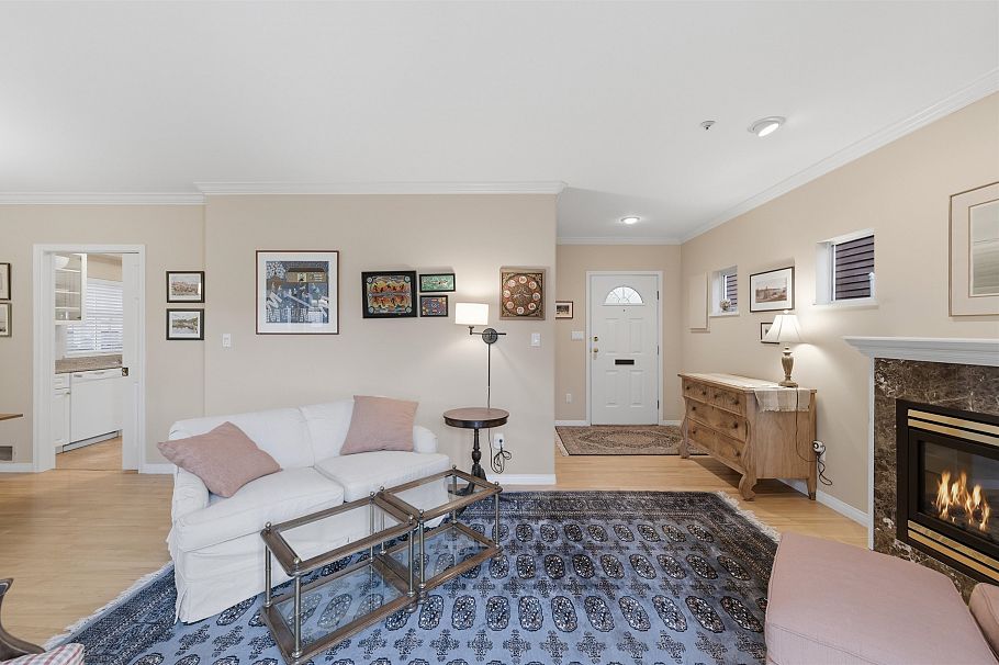 3428 W 7th Avenue Vancouver, BC - 8