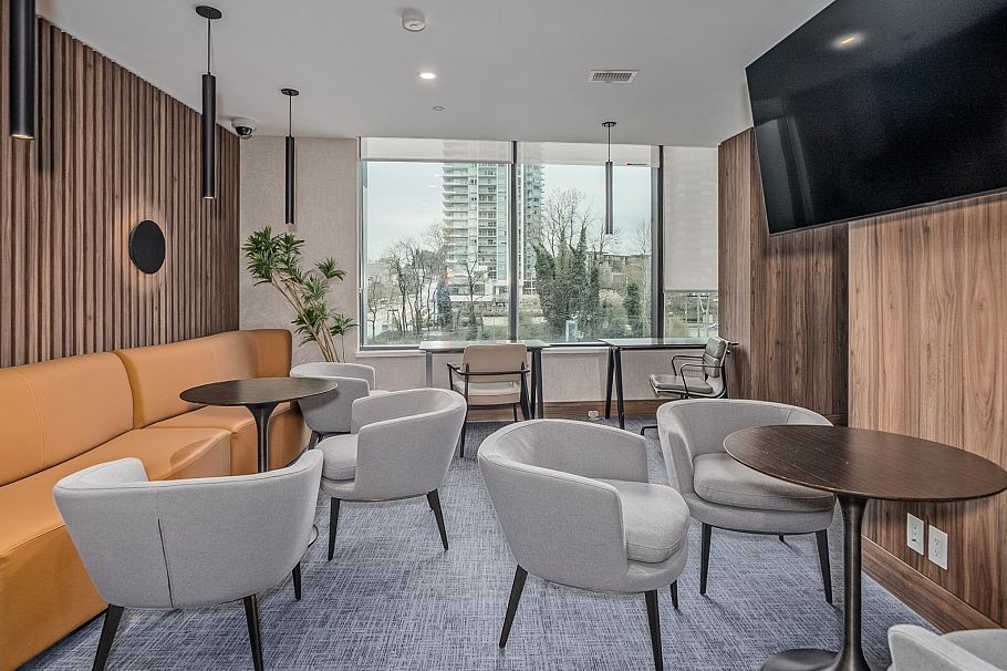 2009 4168 Lougheed Highway Burnaby, BC - 31