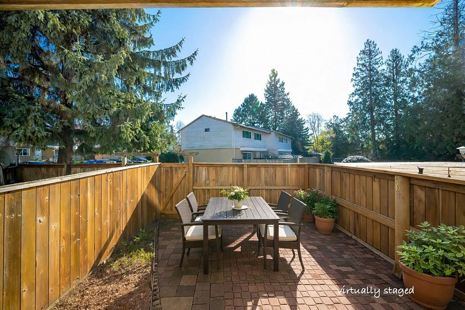 6866 Arlington Street Vancouver, BC - 16