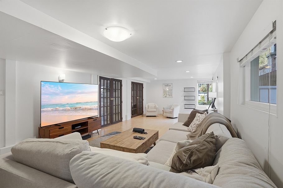 3350 W 3rd Avenue Vancouver, BC - 19