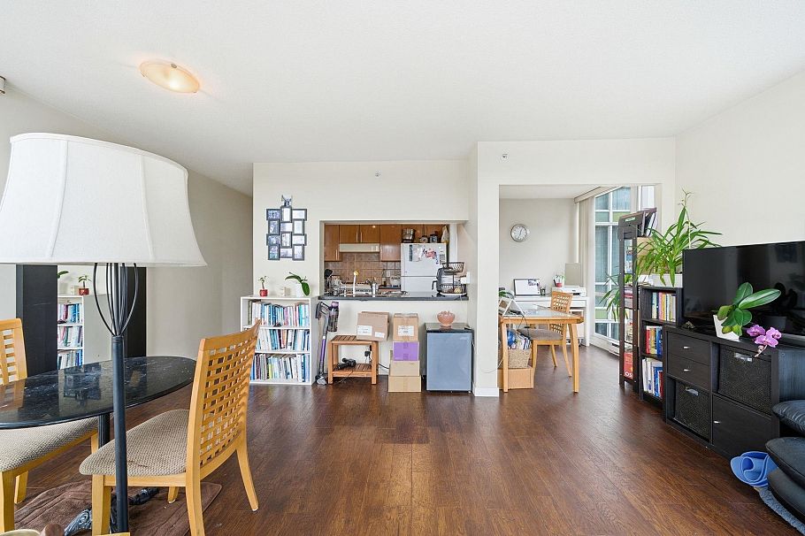 1808 193 Aquarius Mews Vancouver, BC - 19