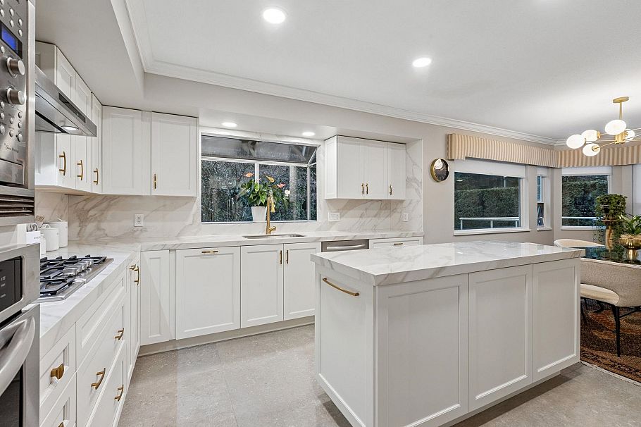 5707 Nancy Greene Way North Vancouver, BC - 12