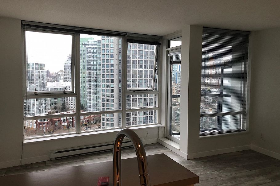 2201 939 Expo Boulevard Vancouver, BC - 14