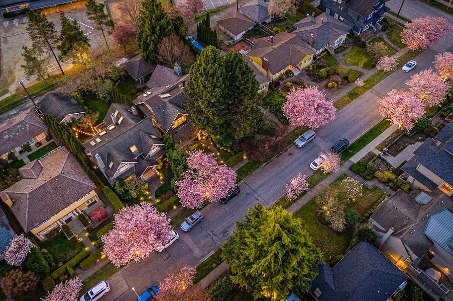 4049 W 27th Avenue Vancouver, BC - 5