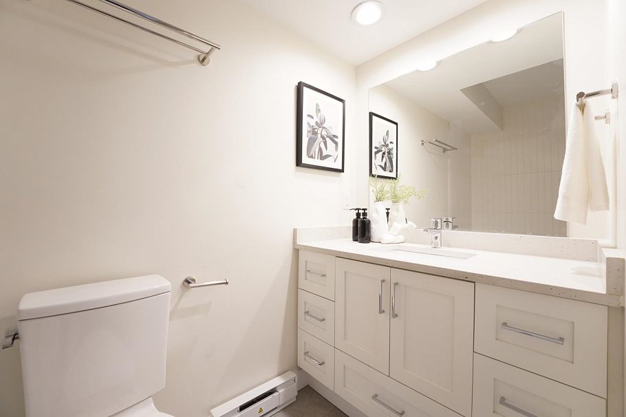 331 Garden Drive Vancouver, BC - 15