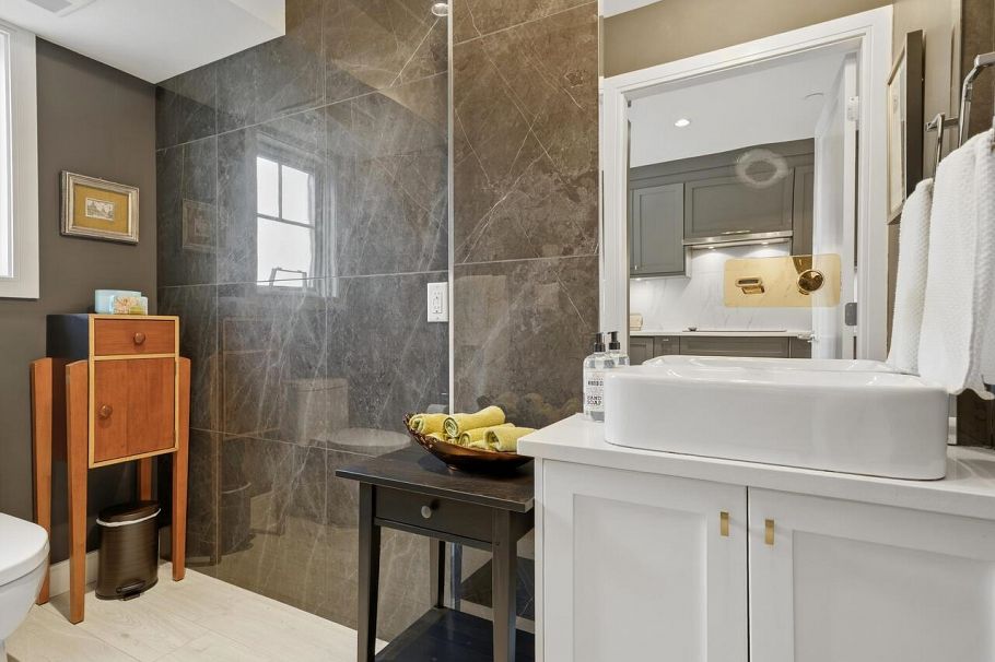 2468 St. Catherines Street Vancouver, BC - 14