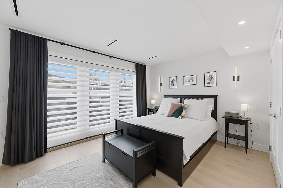 1 272 E 9th Street North Vancouver, BC - 19