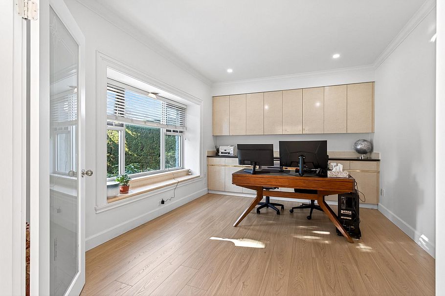 1369 W 55th Avenue Vancouver, BC - 12