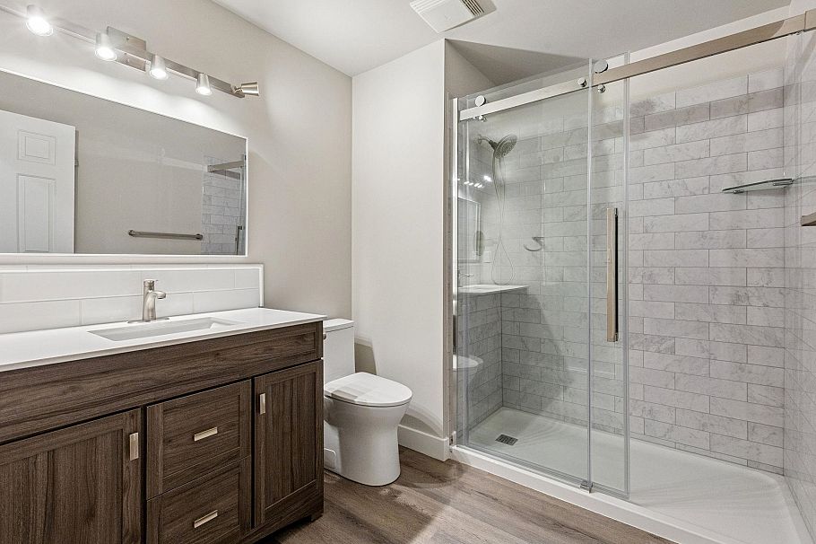 5707 Nancy Greene Way North Vancouver, BC - 38